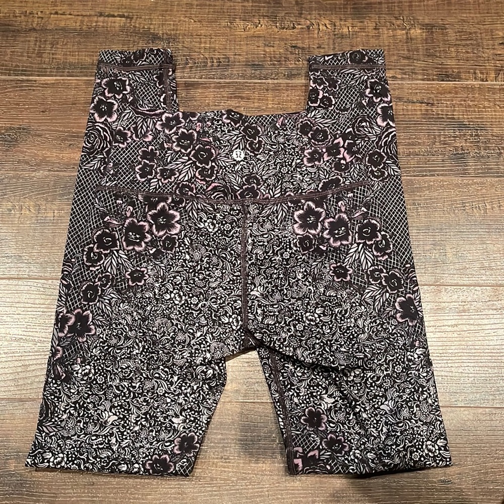LULULEMON Wunder Under High Rise 28” Leggings *Luxtreme in Trellis Bloom
